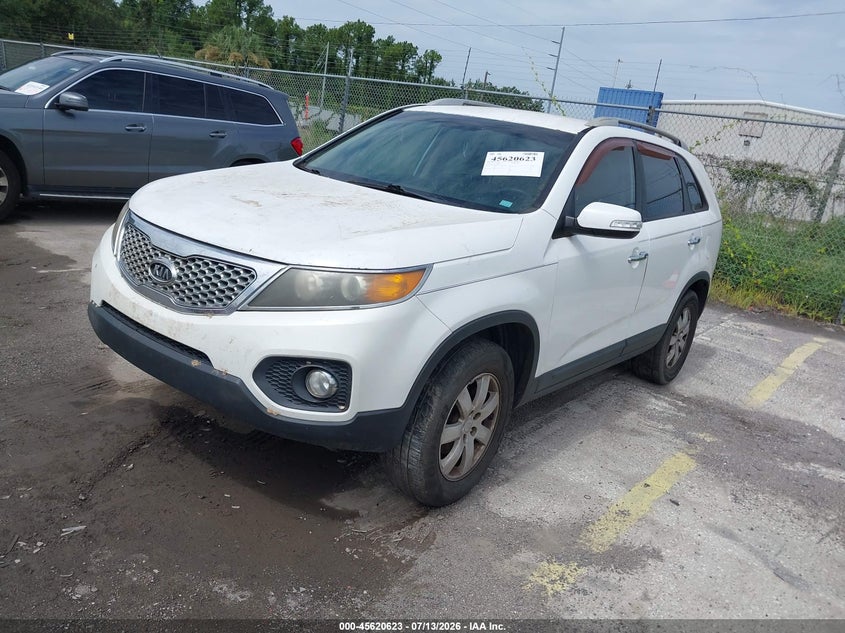 2011 Kia Sorento VIN 5XYKT3A12BG183813 IAAI salvage auction — ENGINE DAMAGE, Clear (Florida), sold $1,150 on 2026-07-15 (photo 2)
