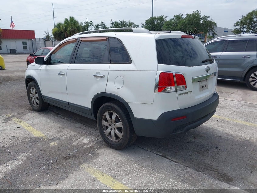 2011 Kia Sorento VIN 5XYKT3A12BG183813 IAAI salvage auction — ENGINE DAMAGE, Clear (Florida), sold $1,150 on 2026-07-15 (photo 3)
