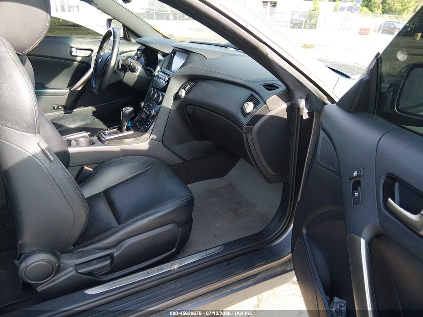 2015 Hyundai Genesis VIN KMHHU6KJ4FU125631 IAAI salvage auction — NORMAL WEAR, Clear (Virginia), sold $3,200 on 2026-07-31 (photo 5)