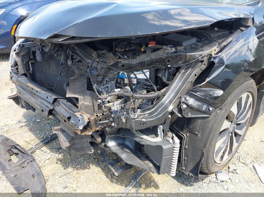 2017 Honda Accord VIN JHMCR6F73HC029155 IAAI salvage auction — NORMAL WEAR, Clear (Virginia), sold $1,000 on 2026-07-27 (photo 6)