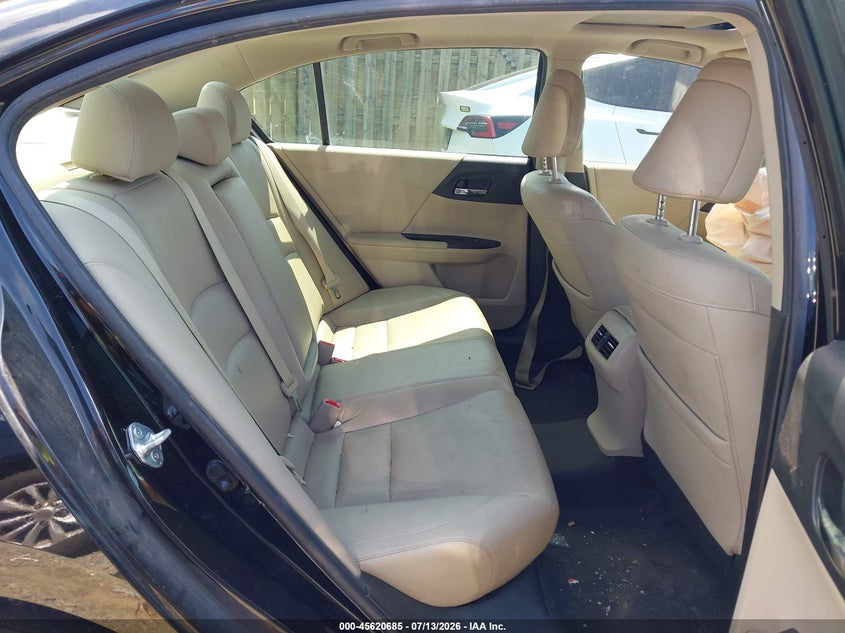 2017 Honda Accord VIN JHMCR6F73HC029155 IAAI salvage auction — NORMAL WEAR, Clear (Virginia), sold $1,000 on 2026-07-27 (photo 8)