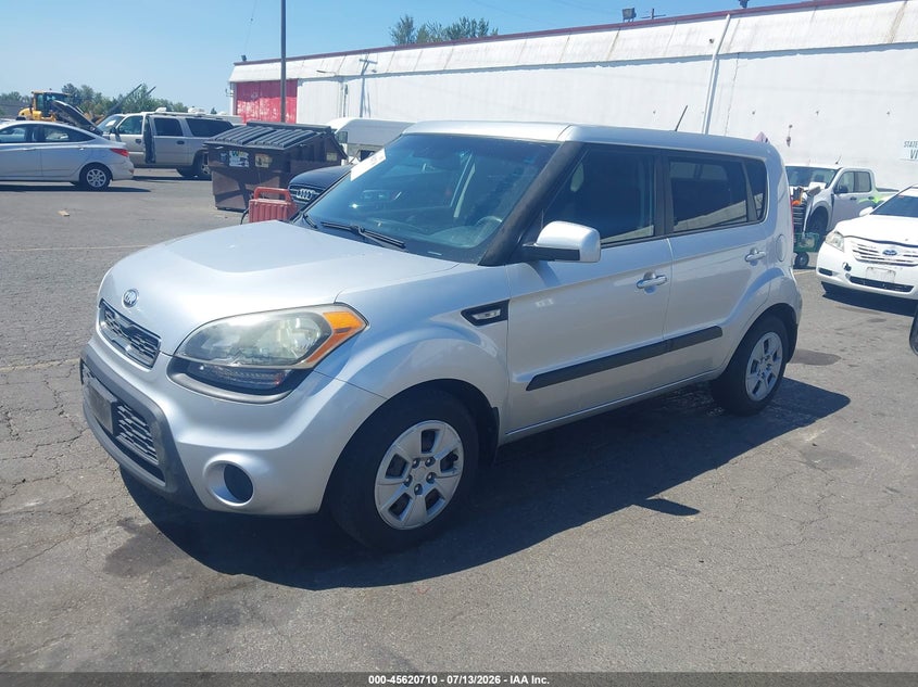 2013 Kia Soul VIN KNDJT2A5XD7512525 IAAI salvage auction — NORMAL WEAR, Clear - Public Restricted (Oregon), sold $375 on 2026-07-30 (photo 2)