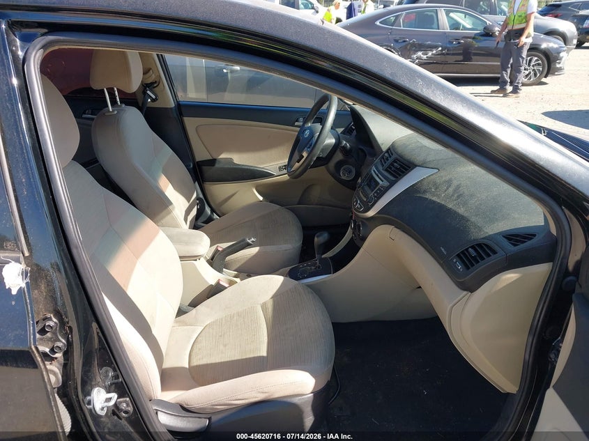 2017 Hyundai Accent VIN KMHCT4AE7HU354460 IAAI salvage auction — NORMAL WEAR, Clear (Washington), sold $1,000 on 2026-07-29 (photo 5)