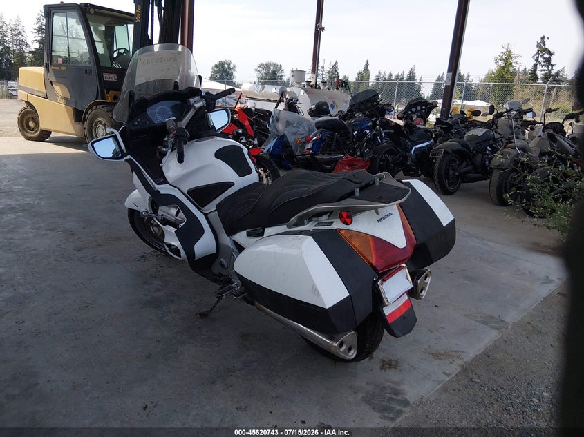2006 Honda St1300 VIN JH2SC51756M400265 IAAI salvage auction — SIDE, Clear (Washington), sold $725 on 2026-07-22 (photo 3)