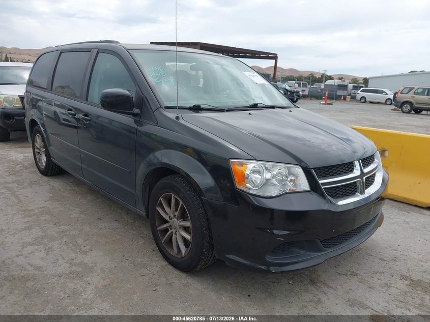2015 Dodge Grand caravan VIN 2C4RDGCG9FR652773 IAAI salvage auction — NORMAL WEAR, Clear - Dealer Only (California), sold $725 on 2026-07-18 (photo 1)