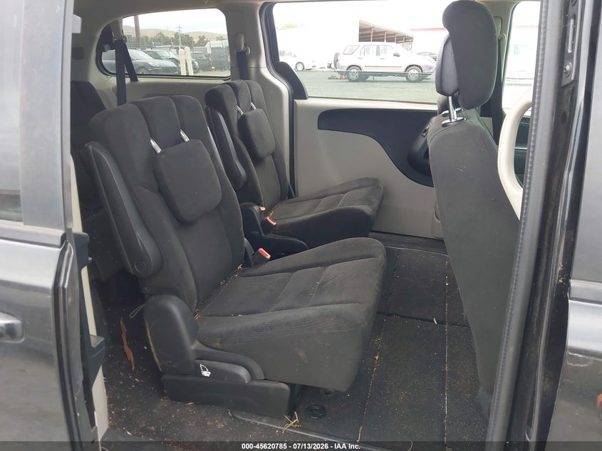 2015 Dodge Grand caravan VIN 2C4RDGCG9FR652773 IAAI salvage auction — NORMAL WEAR, Clear - Dealer Only (California), sold $725 on 2026-07-18 (photo 8)
