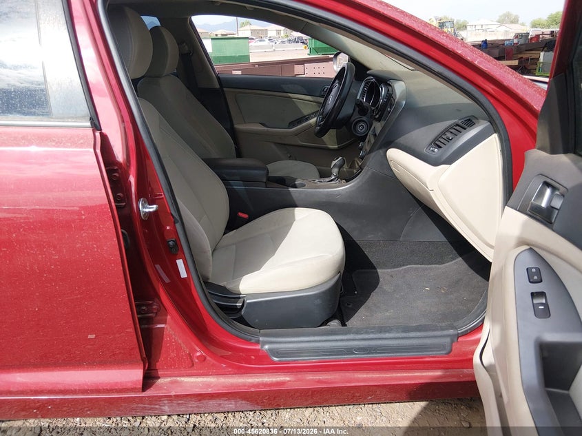 2012 Kia Optima VIN 5XXGM4A79CG052719 IAAI salvage auction — NORMAL WEAR, Clear-Dealer Only (Arizona), sold $25 on 2026-07-21 (photo 5)