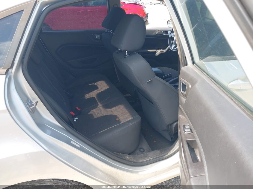 2014 Ford Fiesta VIN 3FADP4BJ3EM163052 IAAI salvage auction — NORMAL WEAR, Original (Ohio), sold $575 on 2026-07-31 (photo 8)