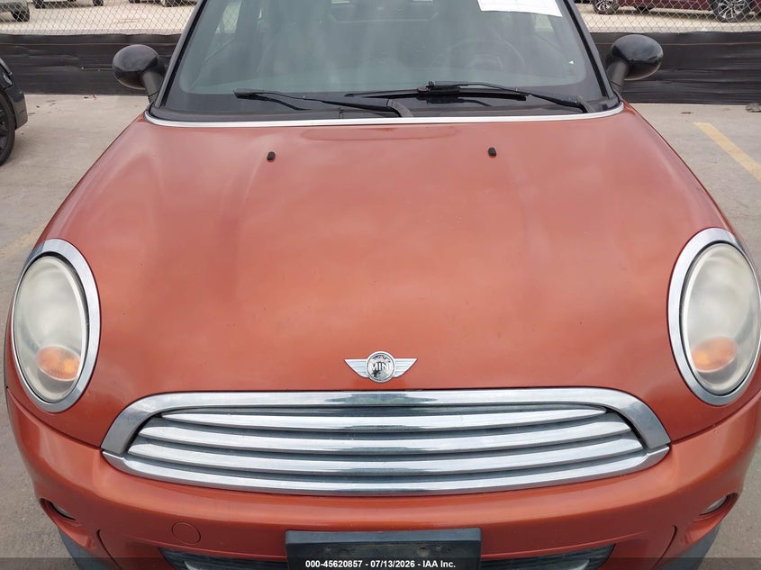 2013 Mini Coupe VIN WMWSX1C58DT507635 IAAI salvage auction — NORMAL WEAR, Clear (Texas), sold $1,200 on 2026-08-06 (photo 6)