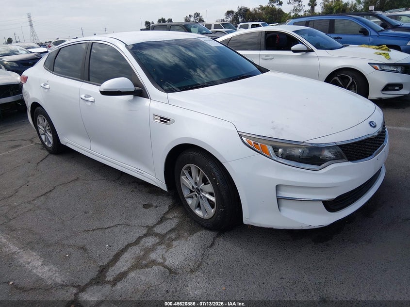 2017 Kia Optima VIN 5XXGT4L33HG169779 IAAI salvage auction — NORMAL WEAR, App For Dup Salv Title - Dealer (California), sold $1,175 on 2026-07-30 (photo 1)