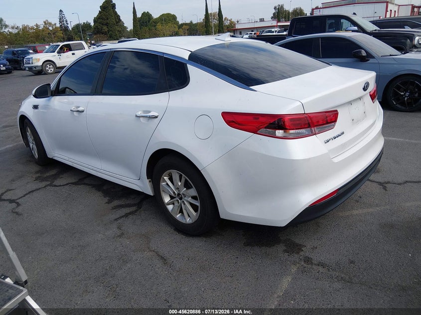 2017 Kia Optima VIN 5XXGT4L33HG169779 IAAI salvage auction — NORMAL WEAR, App For Dup Salv Title - Dealer (California), sold $1,175 on 2026-07-30 (photo 3)