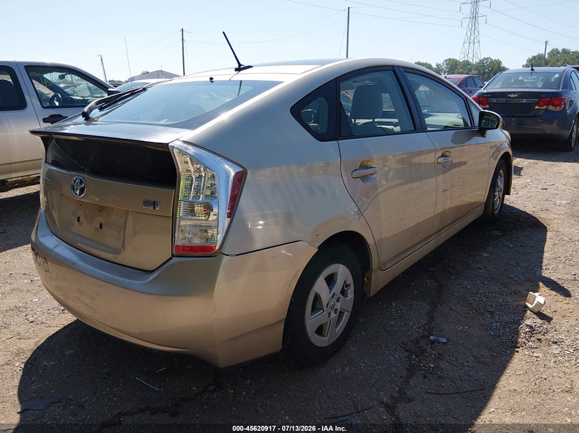 2011 Toyota Prius VIN JTDKN3DU8B0312711 IAAI salvage auction — NORMAL WEAR, Clear (Indiana), sold $1,800 on 2026-07-15 (photo 4)