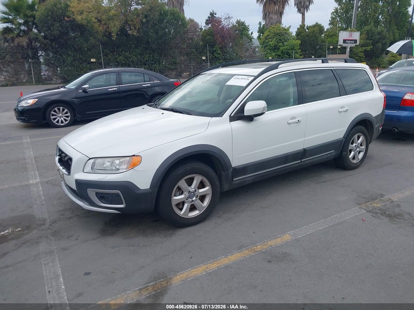 2013 Volvo Xc70 VIN YV4940BZ4D1155185 IAAI salvage auction — NORMAL WEAR, Clear - Dealer Only (California), sold $1,500 on 2026-07-27 (photo 2)