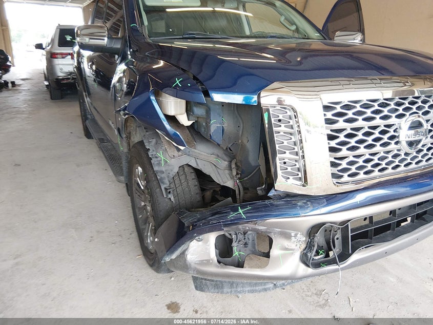2017 Nissan TITAN VIN 1N6AA1E57HN507923 IAAI salvage auction — RIGHT FRONT, Salvage Title, sold $6,500 on 2026-08-03 (photo 6)