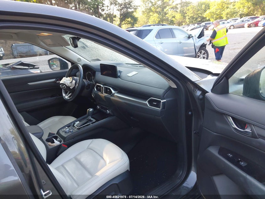 2022 Mazda Cx-5 VIN JM3KFBCMXN0551195 IAAI salvage auction — LEFT FRONT, Salvage Title, sold $6,100 on 2026-07-31 (photo 5)