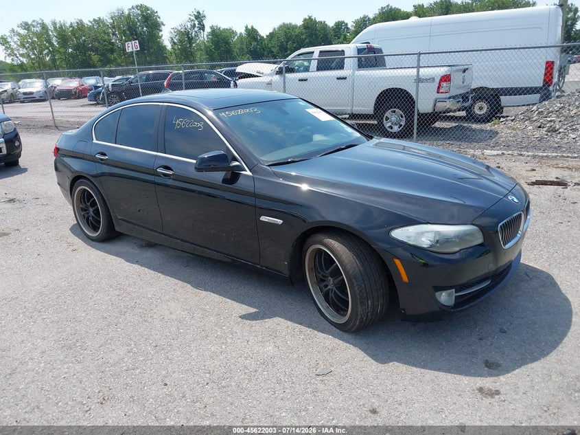 2013 BMW 5er VIN WBAXG5C51DDY37916 IAAI salvage auction — NORMAL WEAR, Clear (New York), sold $25 on 2026-07-28 (photo 1)