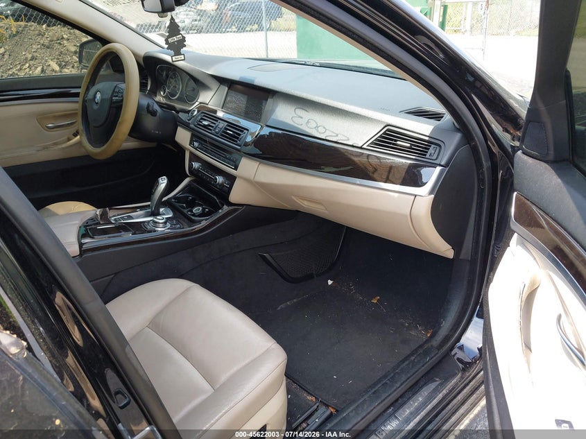 2013 BMW 5er VIN WBAXG5C51DDY37916 IAAI salvage auction — NORMAL WEAR, Clear (New York), sold $25 on 2026-07-28 (photo 5)