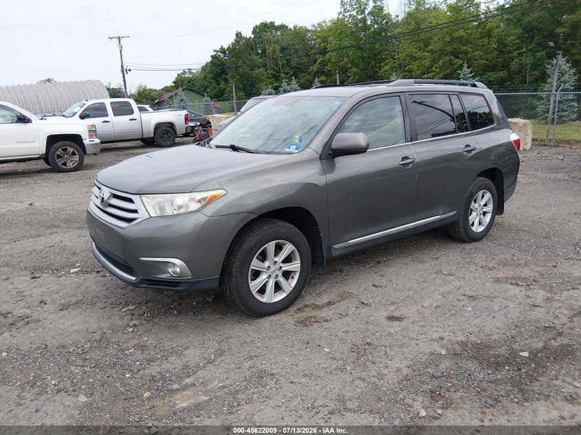 2012 Toyota Highlander VIN 5TDBK3EH7CS138865 IAAI salvage auction — NORMAL WEAR, Salvage Title, sold $1,700 on 2026-07-23 (photo 2)