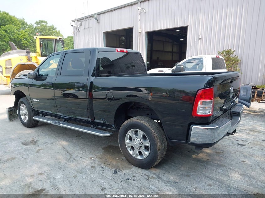 2024 Ram 2500 VIN 3C6UR5DJ0RG400129 IAAI salvage auction — LEFT SIDE, Clear (Pennsylvania), sold $23,575 on 2026-07-29 (photo 3)
