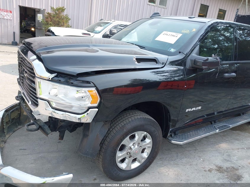 2024 Ram 2500 VIN 3C6UR5DJ0RG400129 IAAI salvage auction — LEFT SIDE, Clear (Pennsylvania), sold $23,575 on 2026-07-29 (photo 6)