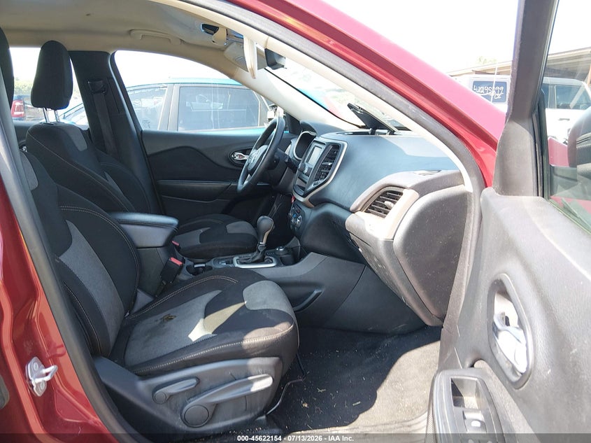 2015 Jeep Cherokee VIN 1C4PJMAB5FW775824 IAAI salvage auction — FRONT END, Salvage Title, sold $900 on 2026-07-25 (photo 5)