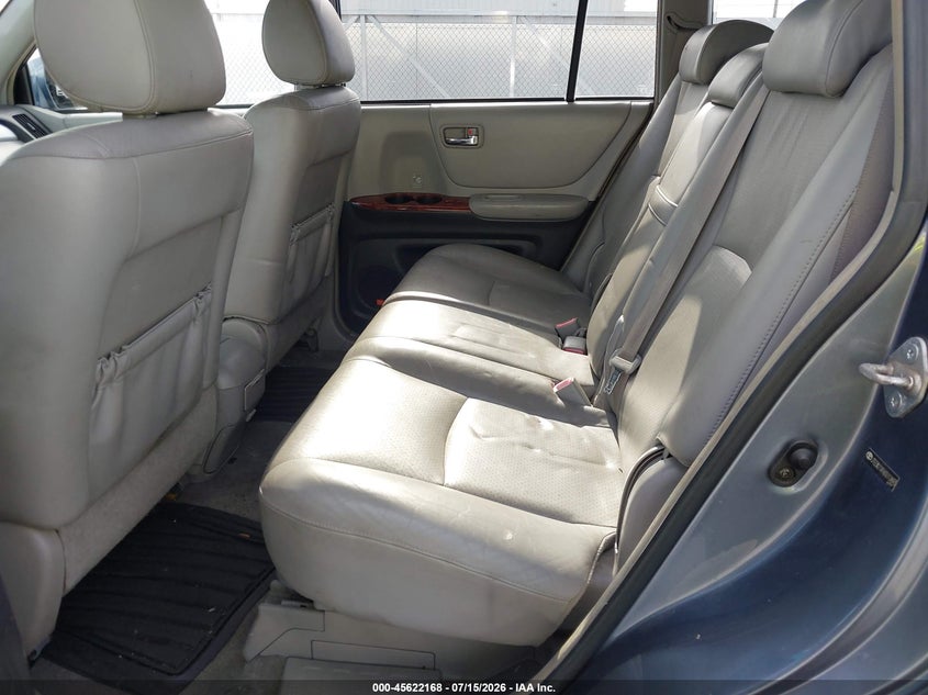 2006 Toyota Highlander hybrid VIN JTEEW21A960010893 IAAI salvage auction — REAR END, Rebuildable (Florida), sold $600 on 2026-07-29 (photo 8)