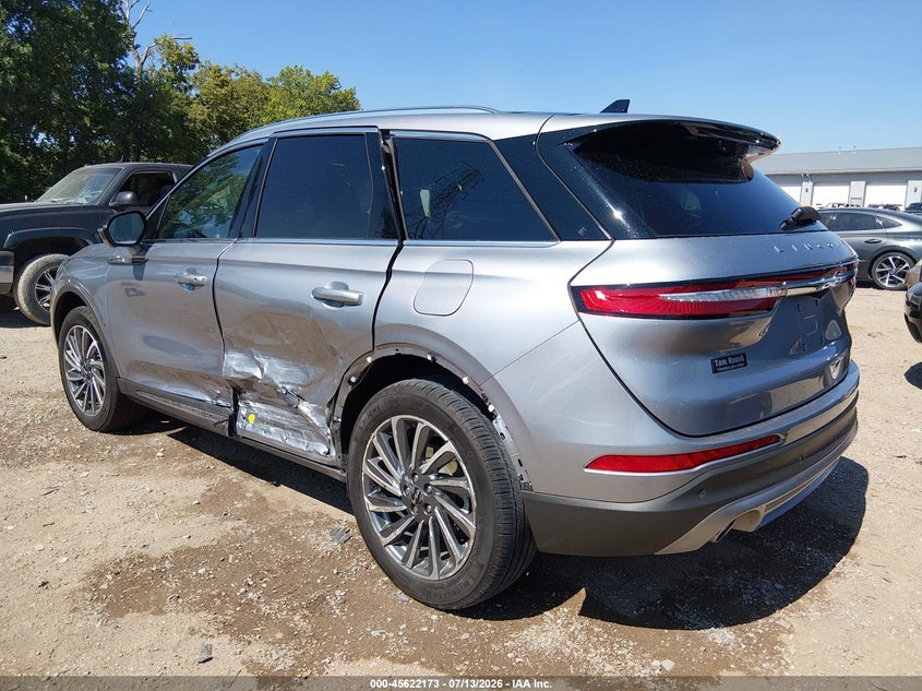 2024 Lincoln Corsair VIN 5LMCJ2DA5RUL22107 IAAI salvage auction — SIDE, Salvage (Indiana), sold $10,100 on 2026-08-26 (photo 6)