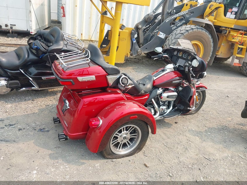 2018 Harley-davidson Tri glide ultra VIN 1HD1MAD11JB850015 IAAI salvage auction — FRONT END, Salvage (Pennsylvania), sold $9,200 on 2026-08-04 (photo 4)