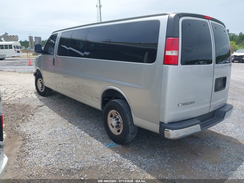 2018 Chevrolet Express 3500 VIN 1GAZGPFG0J1161582 IAAI salvage auction — NORMAL WEAR, Sf97 (Mississippi), sold $17,800 on 2026-09-09 (photo 3)