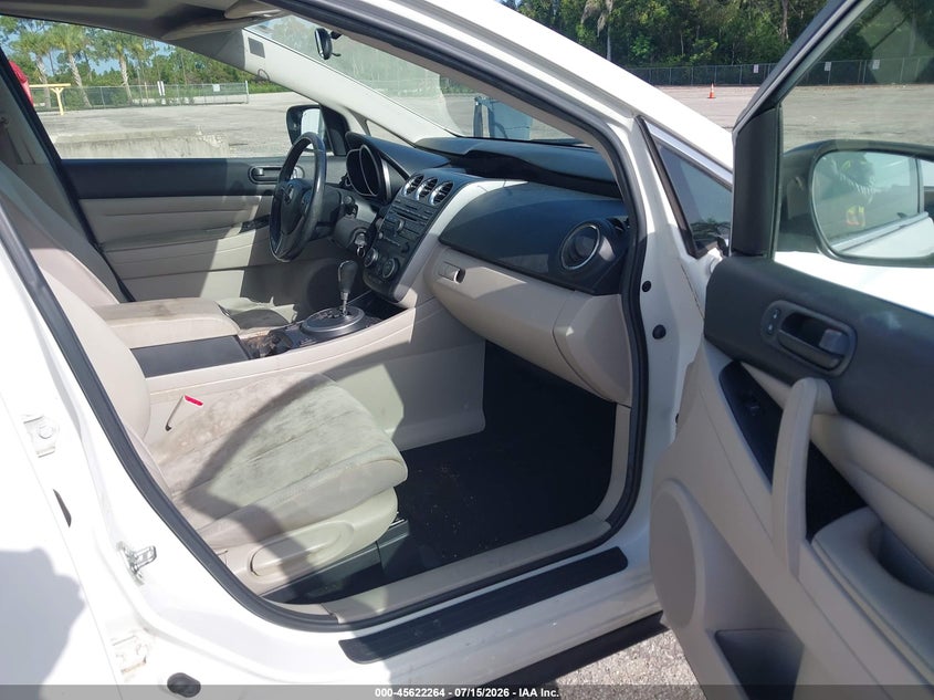 2010 Mazda Cx-7 VIN JM3ER2W54A0347544 IAAI salvage auction — NORMAL WEAR, Clear (Florida), sold $375 on 2026-07-29 (photo 5)