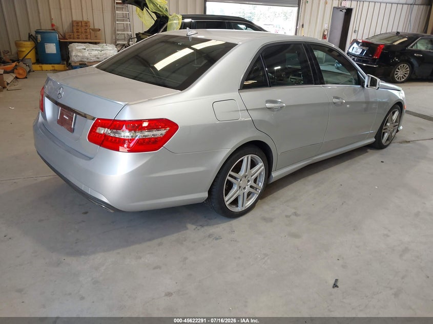 2010 Mercedes-benz E-class VIN WDDHF5GB4AA166237 IAAI salvage auction — SIDE, Salvage (North Carolina), sold $1,100 on 2026-08-09 (photo 4)