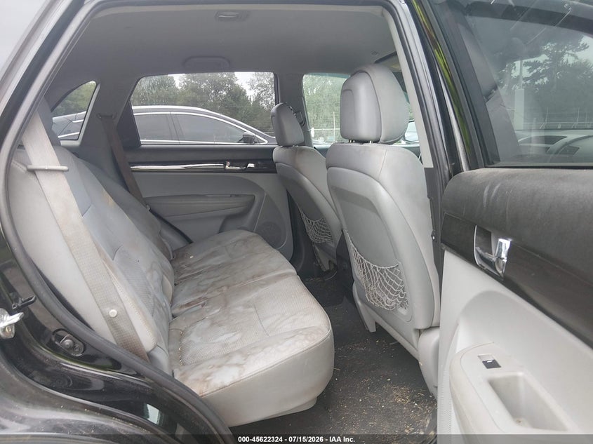 2011 Kia Sorento VIN 5XYKT3A17BG149432 IAAI salvage auction — NORMAL WEAR, Clear (Tennessee), sold $500 on 2026-07-29 (photo 8)