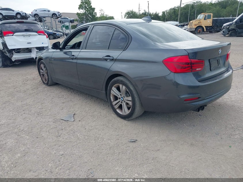 2016 BMW 3er VIN WBA8E9G57GNU30077 IAAI salvage auction — RIGHT FRONT, Salvage Title, sold $2,550 on 2026-08-18 (photo 3)