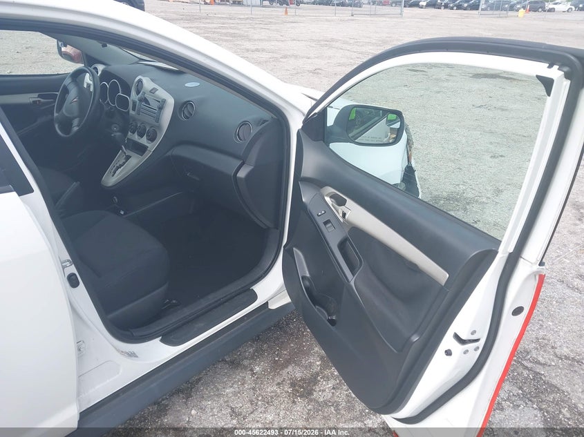2010 Pontiac Vibe VIN 5Y2SP6E84AZ410206 IAAI salvage auction — FRONT & REAR, Rebuildable (Florida), sold $1,250 on 2026-08-19 (photo 5)