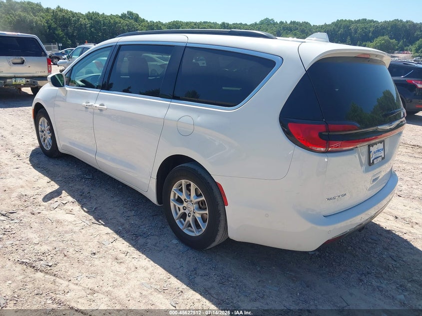 2022 Chrysler Pacifica VIN 2C4RC1BG6NR157169 IAAI salvage auction — HAIL, Salvage (Wisconsin), sold $10,300 on 2026-07-29 (photo 3)