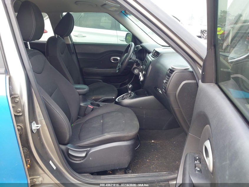 2014 Kia Soul VIN KNDJN2A22E7103243 IAAI salvage auction — NORMAL WEAR, Clear (Illinois), sold $25 on 2026-07-29 (photo 5)