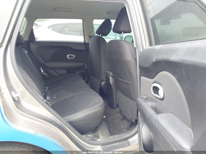 2014 Kia Soul VIN KNDJN2A22E7103243 IAAI salvage auction — NORMAL WEAR, Clear (Illinois), sold $25 on 2026-07-29 (photo 8)