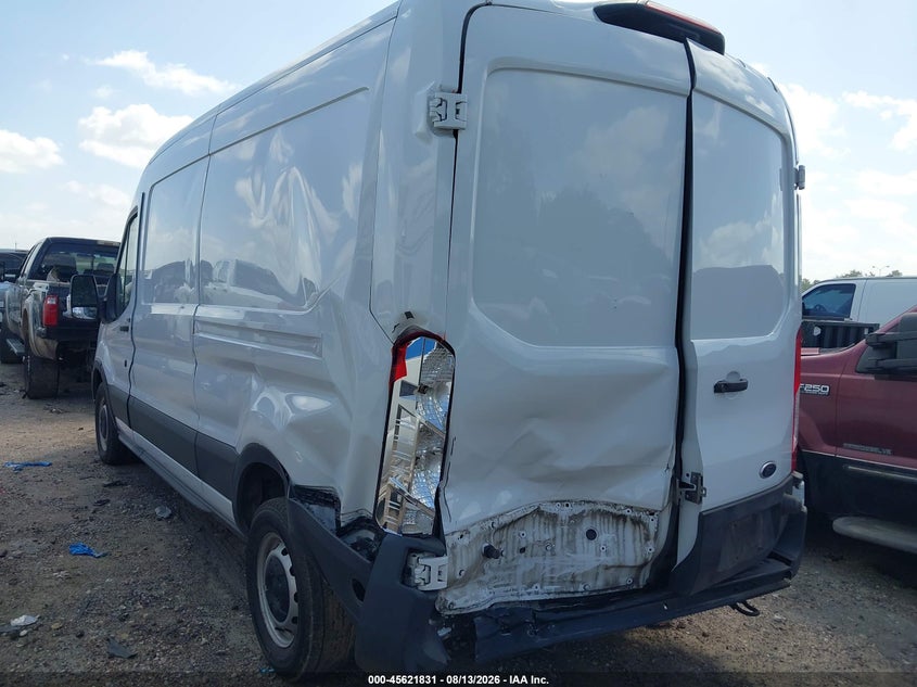 2020 Ford Transit-250 VIN 1FTBR1C8XLKB70705 IAAI salvage auction — REAR END, Clear (Texas), sold $7,150 on 2026-08-19 (photo 3)