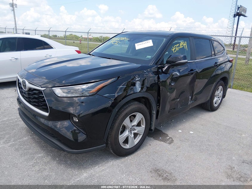 2025 Toyota Highlander VIN 5TDKDRBH1SS584350 IAAI salvage auction — LEFT FRONT, Clear (Missouri), sold $20,100 on 2026-07-23 (photo 2)