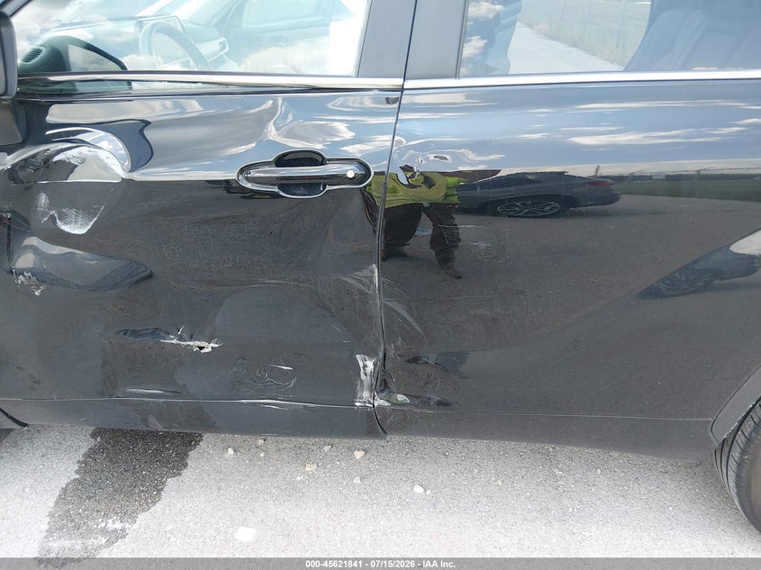 2025 Toyota Highlander VIN 5TDKDRBH1SS584350 IAAI salvage auction — LEFT FRONT, Clear (Missouri), sold $20,100 on 2026-07-23 (photo 6)