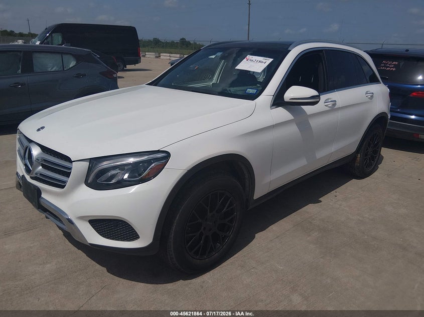 2019 Mercedes-benz Glc VIN WDC0G4KB5KF664922 IAAI salvage auction — SIDE, Original (Texas), sold $7,800 on 2026-08-19 (photo 2)
