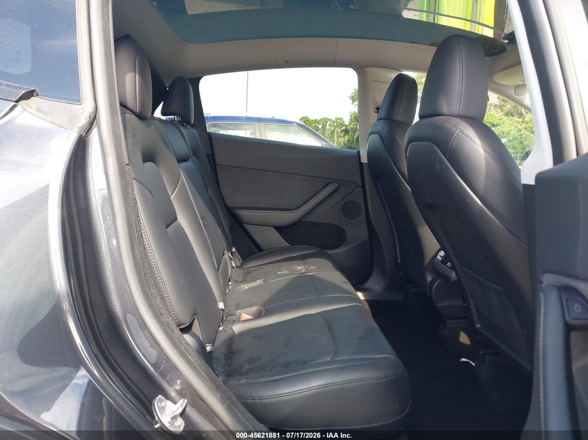 2024 Tesla Model y VIN 7SAYGDEE2RA317125 IAAI salvage auction — FRONT END, Salvage Title, sold $13,950 on 2026-08-27 (photo 8)