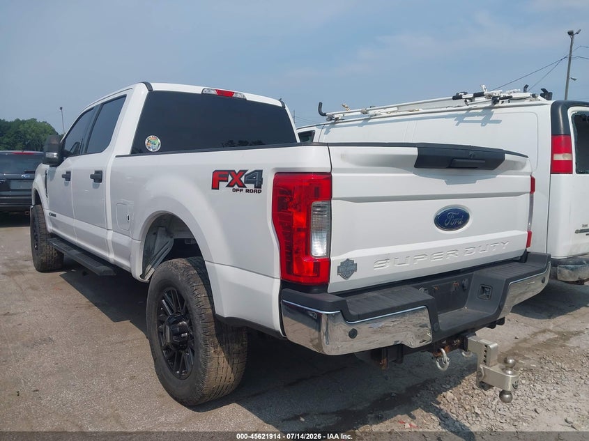 2019 Ford F-250 VIN 1FT7W2BTXKEF05923 IAAI salvage auction — RIGHT FRONT, Salvage (Ohio), sold $12,600 on 2026-07-28 (photo 3)