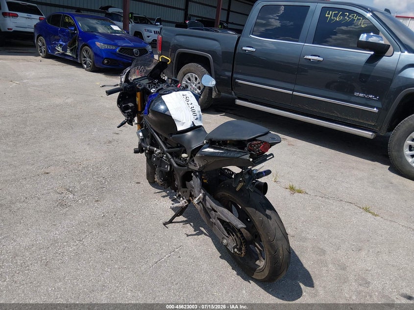 2020 Yamaha Yzf VIN MH3RH18Y9LK003568 IAAI salvage auction — REAR END, Salvage (Missouri), sold $450 on 2026-08-19 (photo 3)