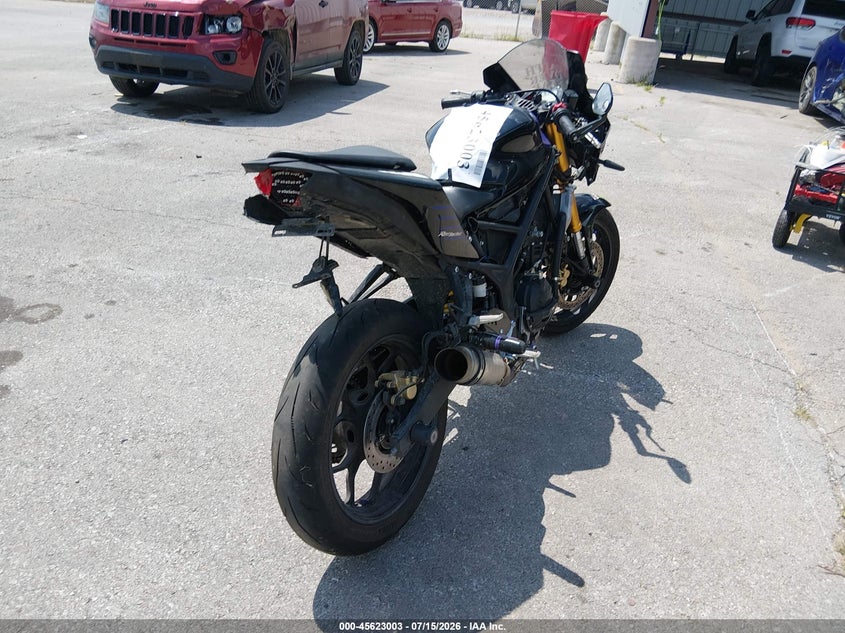 2020 Yamaha Yzf VIN MH3RH18Y9LK003568 IAAI salvage auction — REAR END, Salvage (Missouri), sold $450 on 2026-08-19 (photo 4)