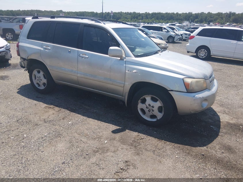 2005 Toyota Highlander VIN JTEEP21A950128017 IAAI salvage auction — NORMAL WEAR, Clear (Pennsylvania), sold $900 on 2026-07-20 (photo 1)