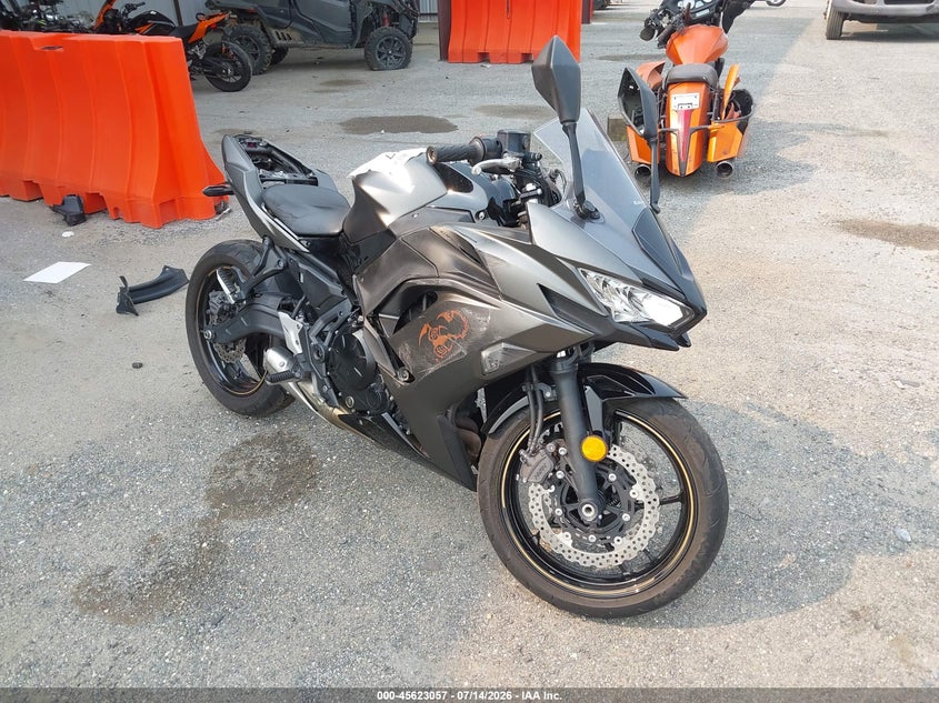 2023 Kawasaki Ninja VIN ML5EXER17PDA87373 IAAI salvage auction — RIGHT SIDE, Salvage - Greater Than 75% (Maryland), sold $25 on 2026-07-29 (photo 1)