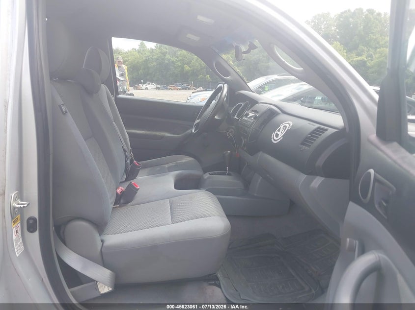 2010 Toyota Tacoma VIN 5TENX4CN1AZ711823 IAAI salvage auction — NORMAL WEAR, Clear (Tennessee), sold $1,450 on 2026-07-23 (photo 5)