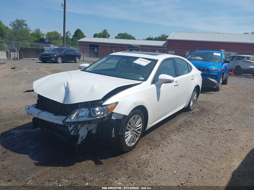 2014 Lexus ES VIN JTHBK1GG6E2101453 IAAI salvage auction — FRONT END, Salvage (Missouri), sold $3,525 on 2026-09-01 (photo 2)