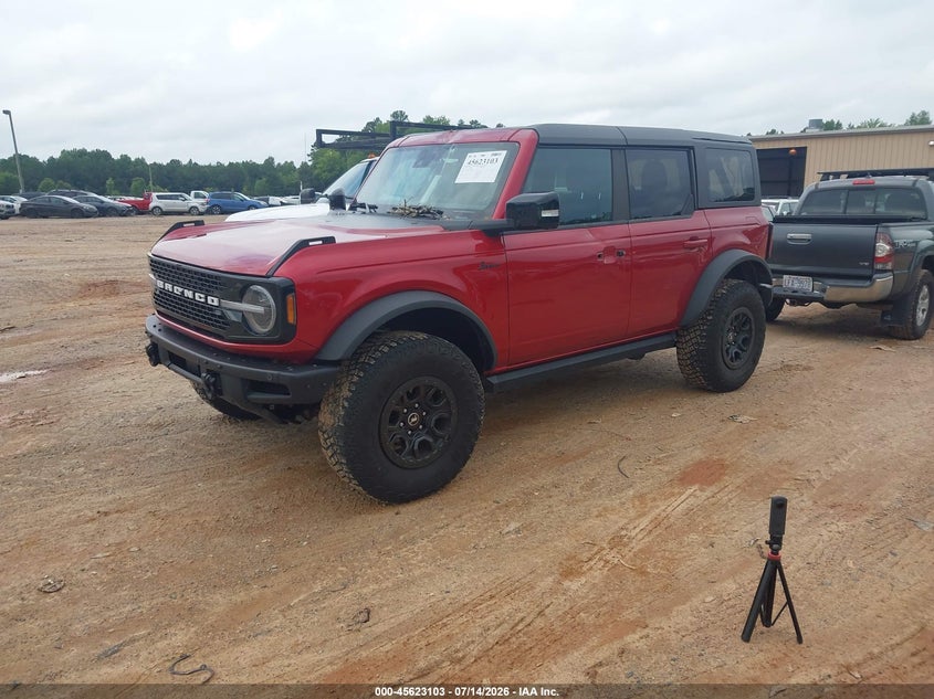 2021 Ford Bronco VIN 1FMEE5DP0MLB01292 IAAI salvage auction — ROOF, Wait Title, sold $18,000 on 2026-09-04 (photo 2)